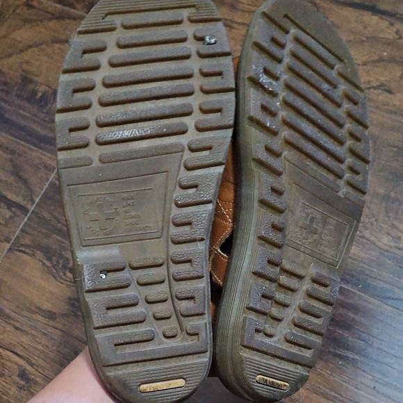 **Vintage** Dr. Martens Brown Leather Floral Design Sandals - Picture 3 of 6